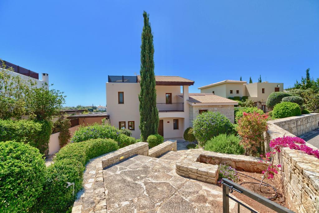 4 Bedroom Villa Helidoni With Private Infinity Pool, Aphrodite Hills Resort Куклия Екстериор снимка
